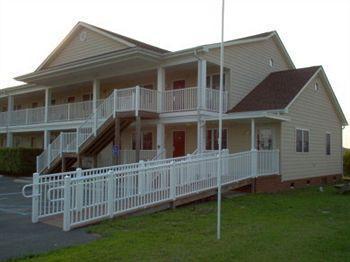 Shore Stay Suites Cape Charles Exteriör bild