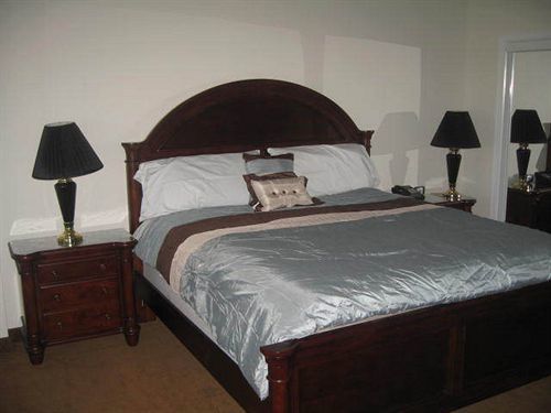 Shore Stay Suites Cape Charles Rum bild